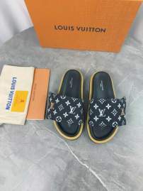 Picture of Louis Vuitton Slippers _SKULVsz35-45mnf03171130